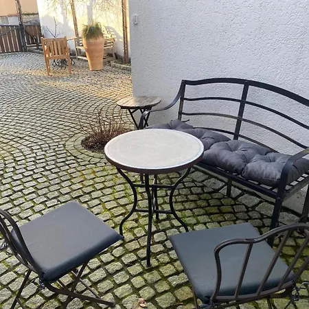 Bienenstube Apartment Venningen